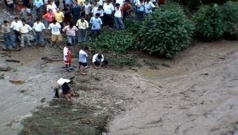 Asisten a damnificados por desborde de r&iacute;o Yuracyacu en la regi&oacute;n San Mart&iacute;n