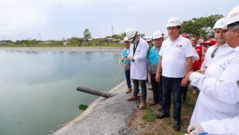 Ministro de Vivienda garantiza destrabe de proyectos paralizados en Ucayali